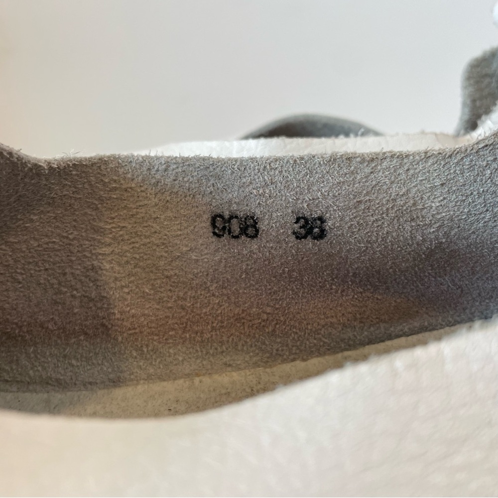 Soft‎ White Leather Loafers Slip On Notch Design Womens 36/5.5 Rubber Sole - Picture 5 of 9